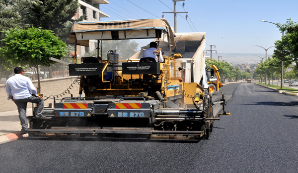 ASFALT SERİMİ TAM GAZ GİDİYOR