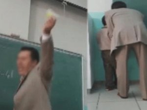 Dayakçı öğretmen için savcıdan flaş karar