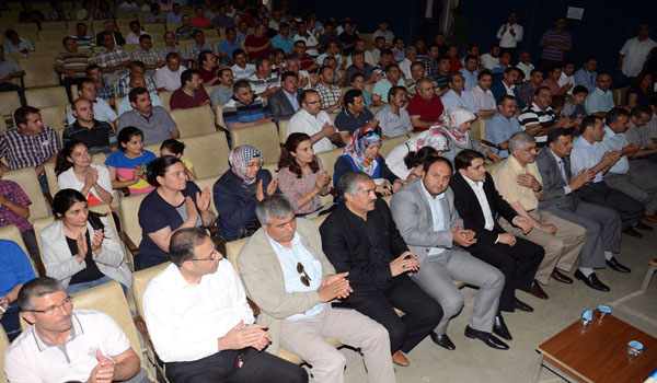 PAKDİL: İSTEDİKLERİ TAYYİP ERDOĞAN'SIZ BİR AK PARTİ, AK PARTİ'SİZ BİR TÜRKİYE'DİR