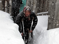 KAHRAMANMARAŞ’TA MAHSUR KALAN AİLE KURTARILDI