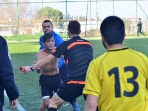 Hakeme attığı yumruk hem kendini hem de takımını yaktı