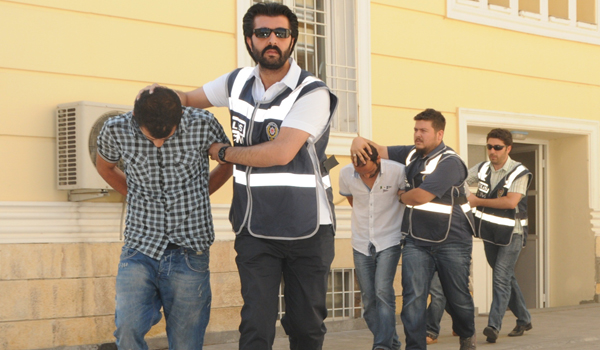 İFTAR VAKTİ UYUŞTURUCU OPERASYONU