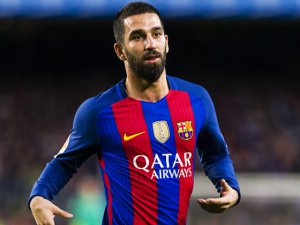 Arda Turan ayrılığın eşiğinde! Menajeri kulübe çağrıldı
