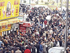 Yılbaşı kutlamak da piyango da haram!