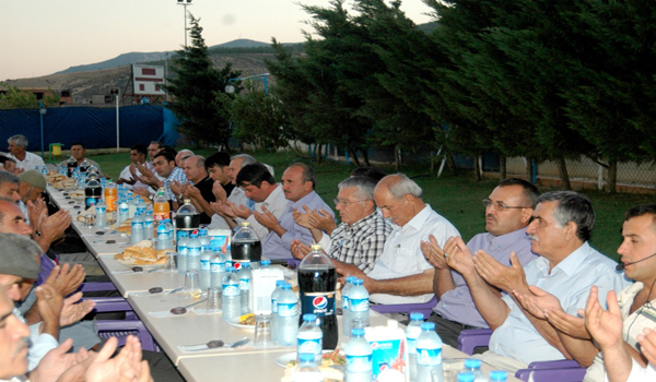 MUHTARLAR BEYOĞLU'NDAKİ İFTARDA BULUŞTU