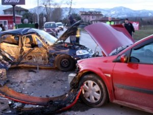 Kocaeli’de trafik kazası: 4 yaralı