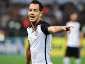 Fenerbahçe Rodriguinho'yu resmen istedi