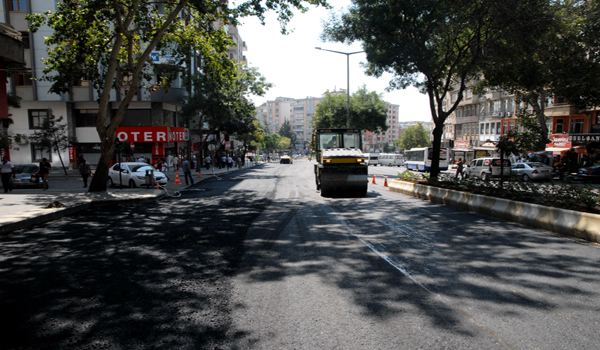 YENİ HÜKÜMET CADDESİ ASFALTLANIYOR