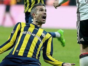 Fenerium'dan Robin van Persie tişörtü