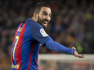 Arda Turan'ın yerine Bernardo Silva