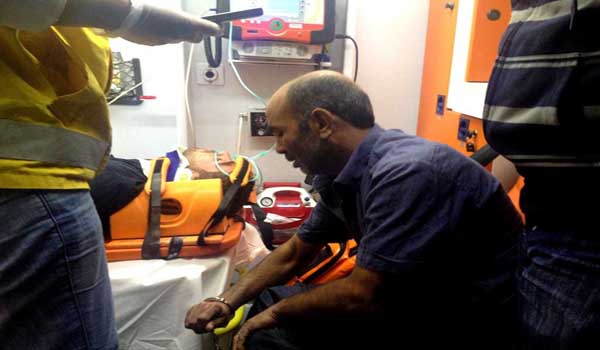 DUR İHTARINA UYMAYIP KAÇAN ARAÇTAN 20 KİLO ESRAR ÇIKTI