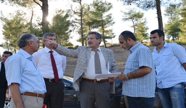 BAŞKAN POYRAZ MEZARLIK ALANINI İNCELEDİ