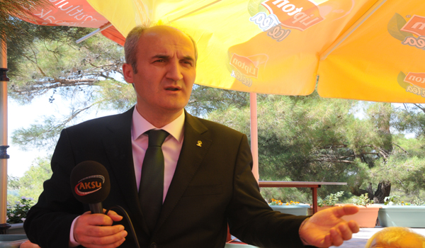 OKAY, KÖY MUHTARLARI İLE BULUŞTU