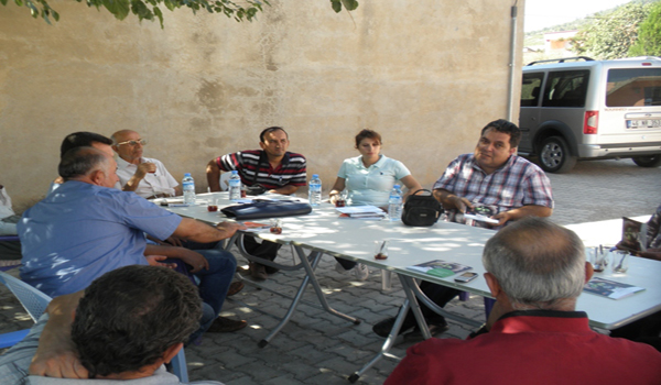 ÇİFTÇİLERE KIRMIZI BİBER DERSİ