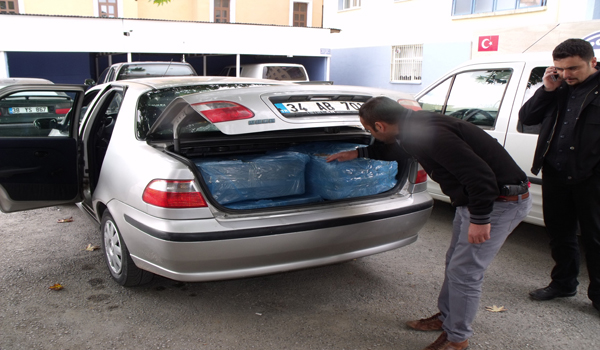 EMNİYETTEN UYUŞTURUCU OPERASYONU