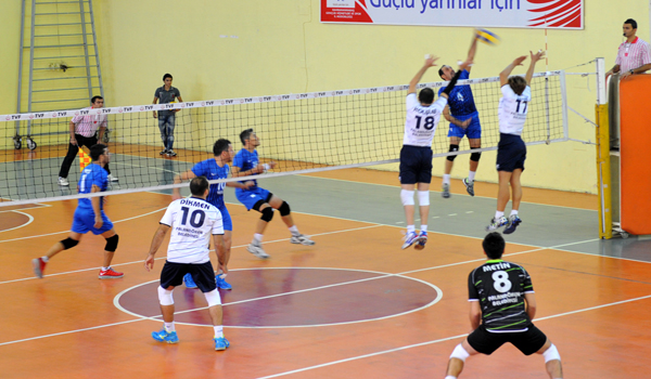 FİLEDE İLK GALİBİYET:3-0