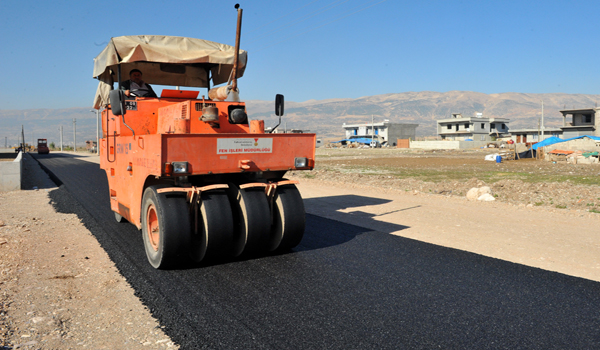 KARAZİYARET ASFALTLANIYOR