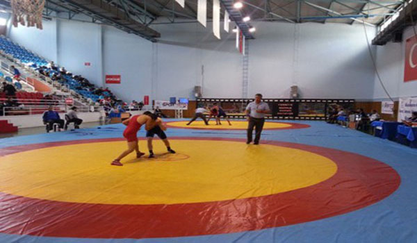 MİNDERDE BİR İLK: SÜPER LİG ÜÇÜNCÜSÜ OLDUK