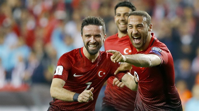 Leverkusen Tosun'un peşinde