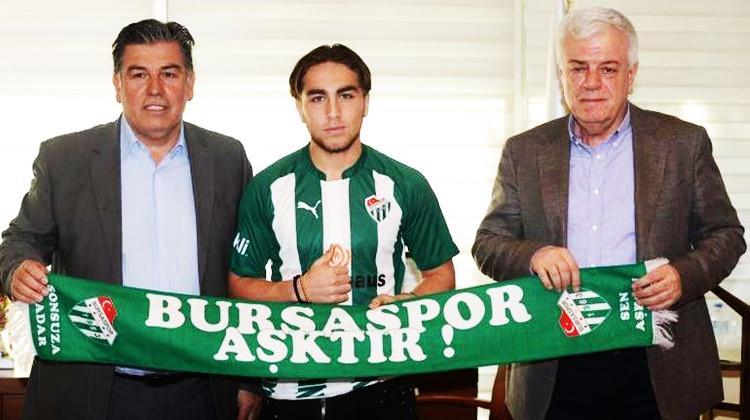 Fenerbahçe istedi, Bursaspor imzayı attırdı!