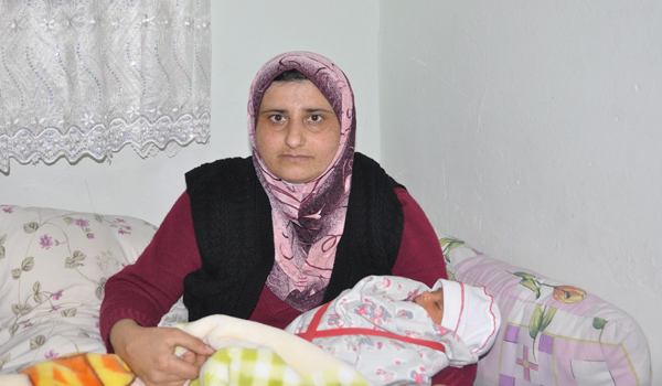 5.ÇOCUKLARINA EMİNE ERDOĞAN'IN ADINI VERDİ