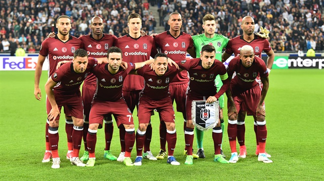 Beşiktaş'a Adriano ve Quaresma müjdesi