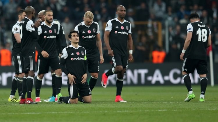 Lyon maçı sonrası soyunma odasında neler yaşandı?