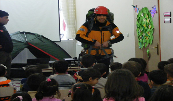 ANAOKULU ÖĞRENCİLERİNE DAĞCILIĞI ANLATTI