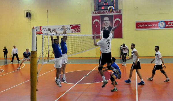 FİLEDE NİKSAR BELEDİYESİ DE ELİ BOŞ DÖNDÜ:3-0