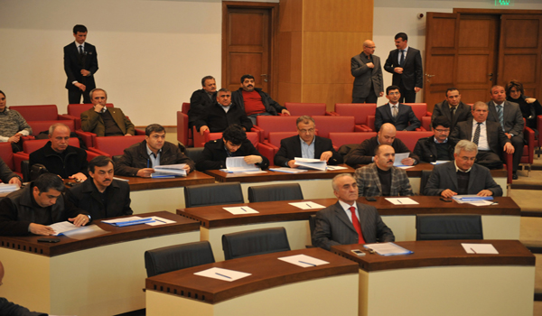 BELEDİYE MECLİSİ İTİRAZLARI GÖRÜŞTÜ