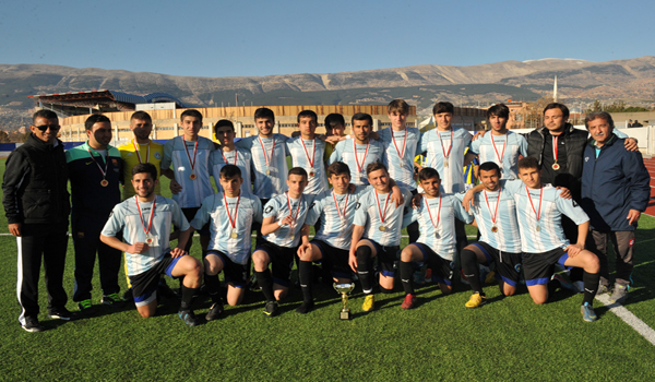 AMATÖRDE U19 ŞAMPİYON OLDU