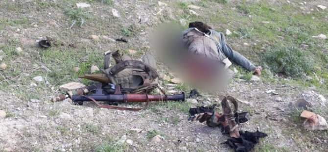 Bomba döşemeye çalışan terörist havaya uçtu