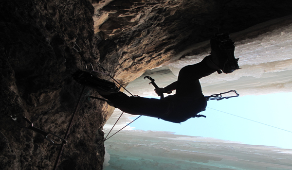 TÜRK SPORCULAR BUZ DAĞLARINI FETHETTİ