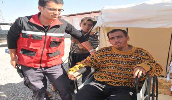 İLK KEZ TEKERLEKLİ SANDALYEYLE TANIŞTI