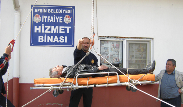 İLÇE İTFAİYE PERSONELLERİ HİZMET İÇİ EĞİTİMLERİNİ TAMAMLADI