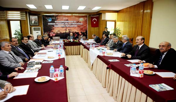 YILDA 10 BİN HEKTAR ORMANIMIZ YANIYOR