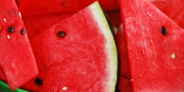 Sıcak havaların serinleten 8 yiyeceği