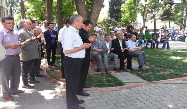 MADENCİLERİMİZİN RUHUNA HATİM İNDİRİLDİ, DUALAR EDİLDİ