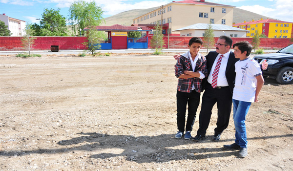 20 YILDIR YAPILAMAYAN YEŞİLEVLER PARK ÇALIŞMALARI BAŞLADI