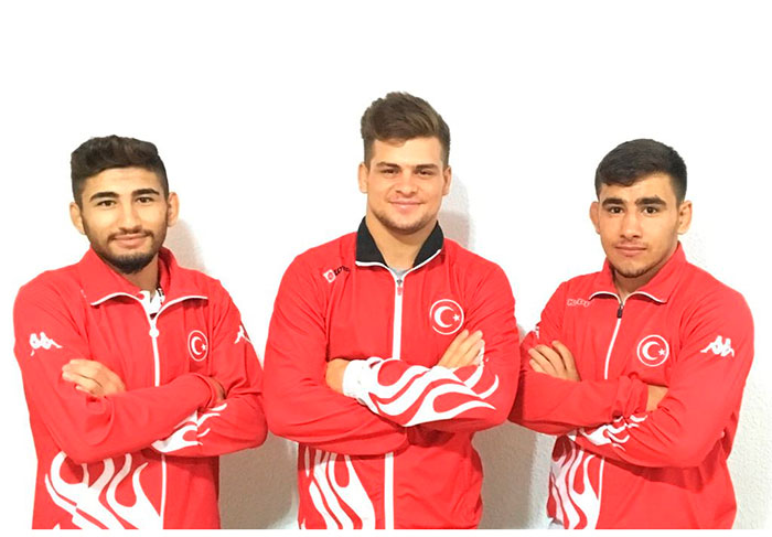 Büyükşehir güreşçileri Dünya Şampiyonasında