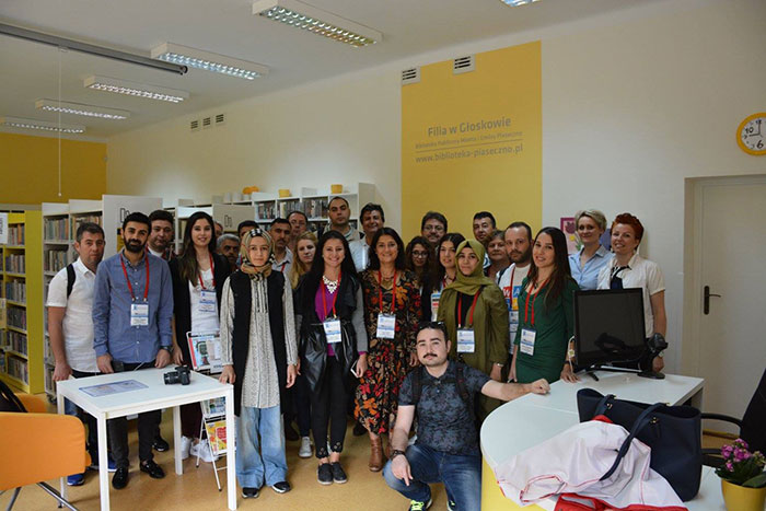 Büyükşehir Polonya kütüphanelerini gezdi