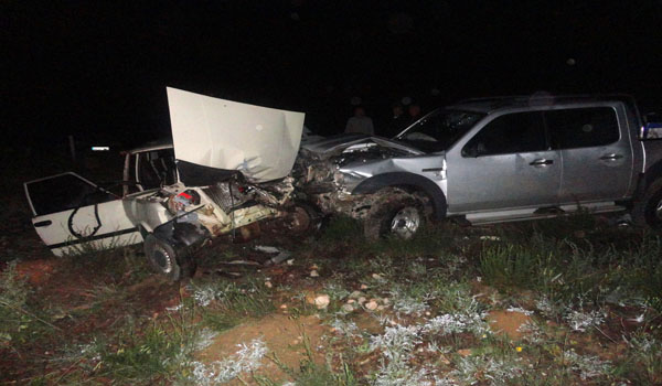 ZİNCİRLEME KAZA: 1 ÖLÜ, 4 YARALI