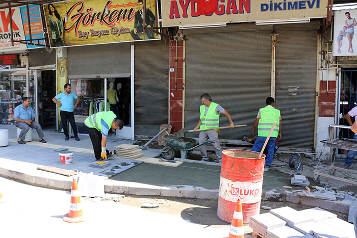 Büyükşehir’den bazalt döşemesi