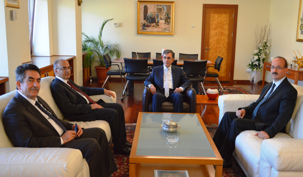 KYK GENEL MÜDÜRÜ TUZU KURULAR ÖĞRENCİLERİN BEYNİNE GİRİYOR