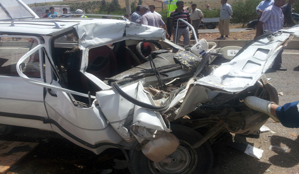 KAHRAMANMARAŞ TÜRKOĞLU'NDA TRAFİK KAZASI  : 1 ÖLÜ