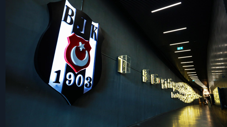 Beşiktaş'a haciz şoku! İcra memurları stada gitti