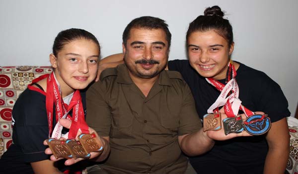 GÜREŞÇİ KIZ KARDEŞLER, GÖZLERİNİ DÜNYA ŞAMPİYONASINA DİKTİ