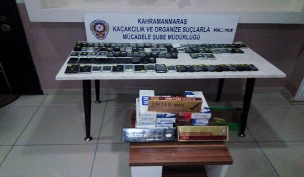 KAHRAMANMARAŞ'TA CEP TELEFONU VE SİGARA KAÇAKÇILIĞI YAPAN 7 KİŞİ GÖZALTINA ALINDI
