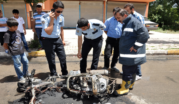 MOTOSİKLET KÜLE DÖNDÜ