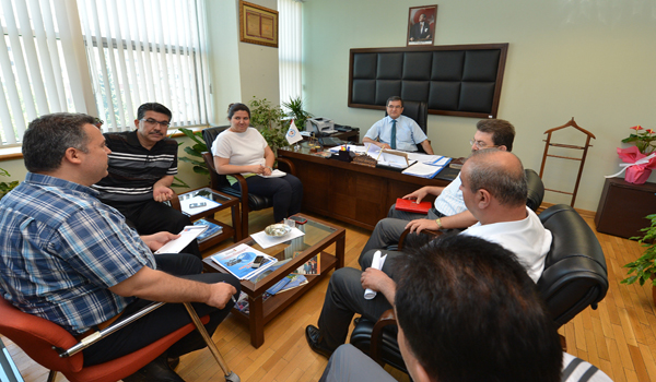 STRATEJİK PLAN DAİRE BAŞKANLARINA ANLATILIYOR